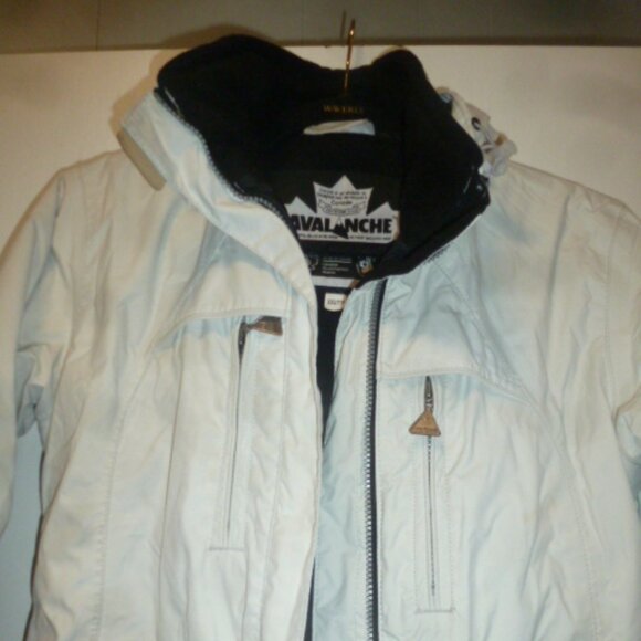 Avalanche Women’s Ski / Snow Trench Coat XXS White – Windproof Waterproof Thermo - Picture 3 of 15